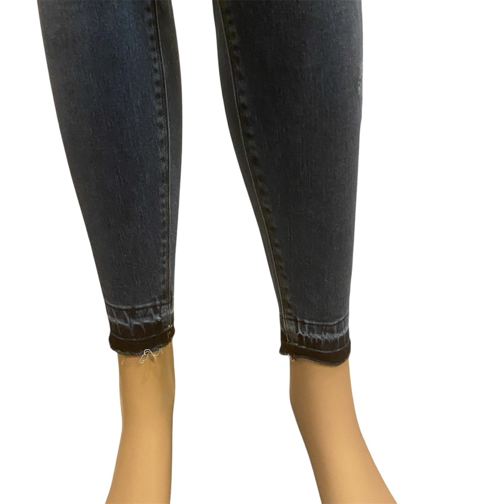SPANX Distressed Denim Leggings Ankle Stretch Medium Wash Blue Size Small NWT - Picture 3 of 12